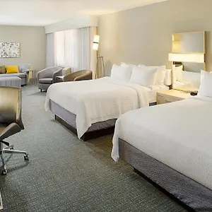 Courtyard By Marriott Midtown Hotel